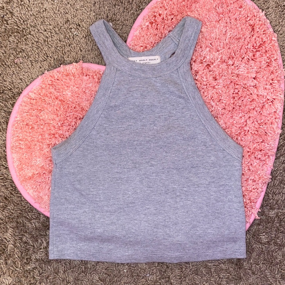 Grey tank top